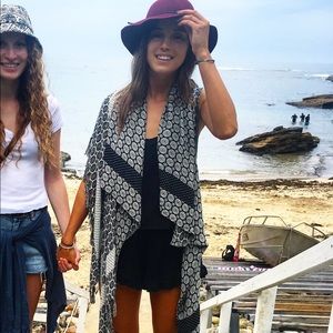 Urban fringed kimono